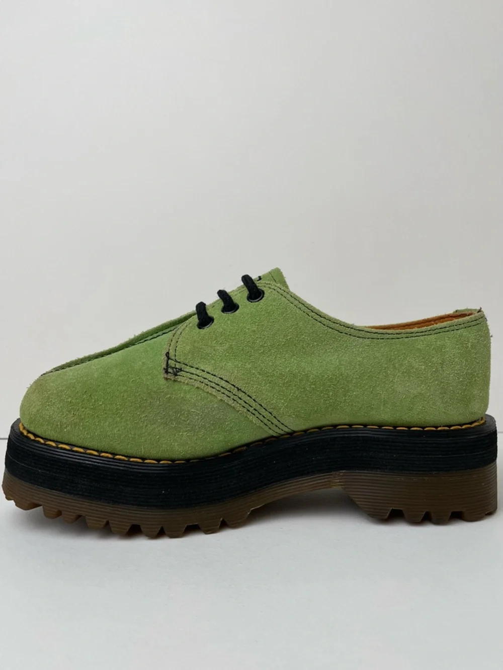 Vintage Dr. Martens England Crazy Bomb Green Suede Platform Oxfords UK 4